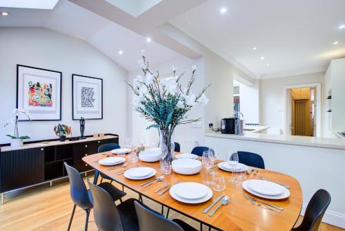 Wimbledon House | Entire house, 23 mins to Central London