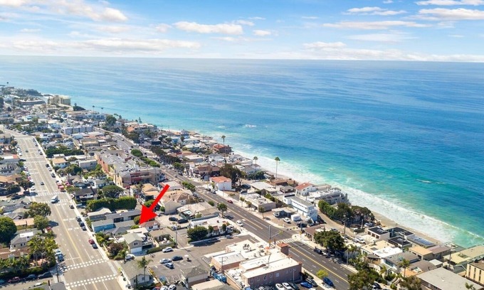 Laguna Beach House | Entire House! Best Laguna Location Parking, Beach, Food, Surf + AC