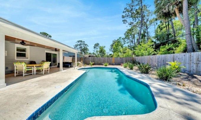 Daytona Beach House | Entire Peaceful Family Pool Home in Daytona Beach,Fl