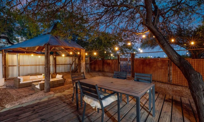 Iron Horse Historic District House | Entire Property/House & Casita/Downtown/4BR
