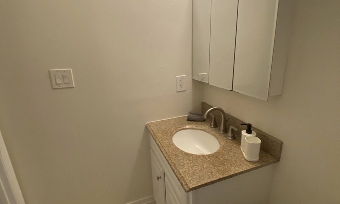Dupont Circle Apartment | Entire studio near DuPont circle