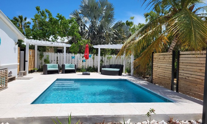 Leeward Settlement House | Entire Villa for Rent, Leeward/Grace Bay, Short Walk to Sunset Beach