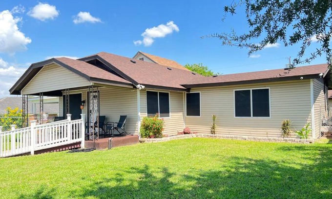Weslaco House | Entire Weslaco Home