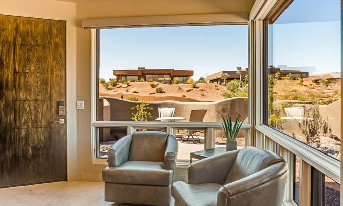 St. George Hotel | Entrada Casita with a View