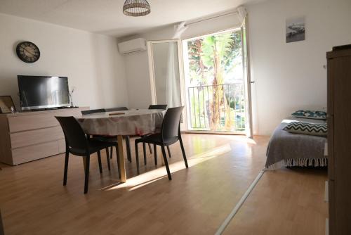 La Londe-les-Maures Apartment | Entre mer et collines Appartement T2
