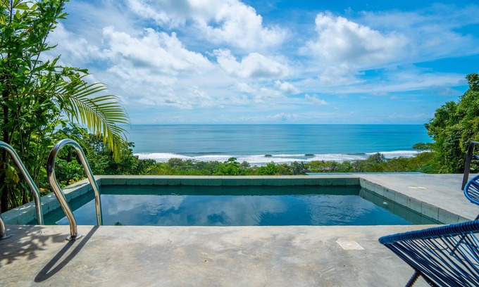 Marina Vista House | Epic 1 BR Ocean View Villa. Dominical. Gated. Minutes to Dominical beach.