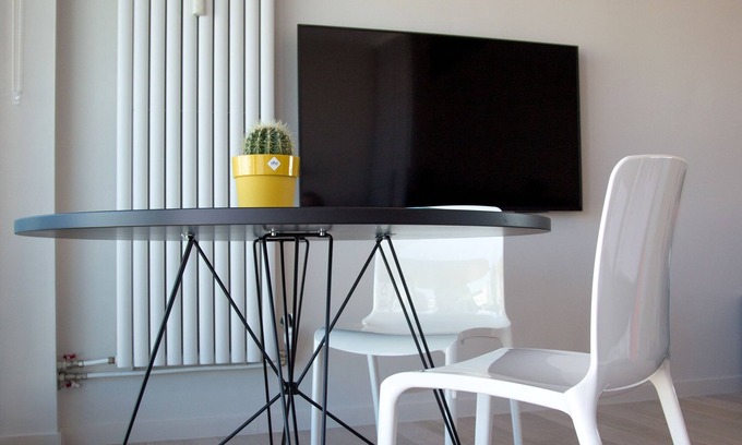 Ostend City Centre Apartment | "Equus Mare" Modern apartment "studio" with sea view