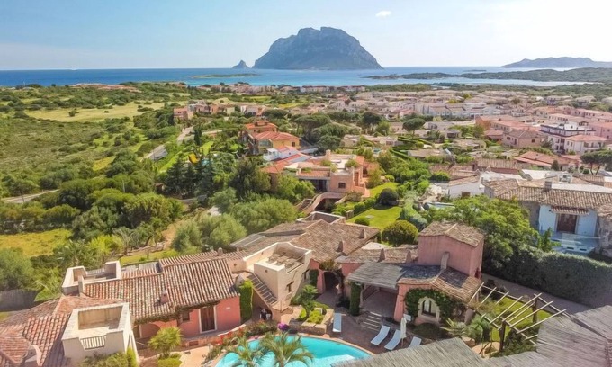 Porto San Paolo House | Erica 22 - Vista Village by Interhome