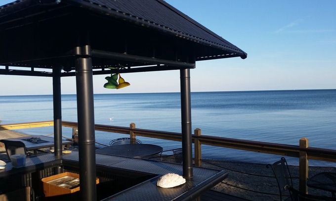 Erie Cabin | Erie, Pa. Lakeshore Cottage--1 mile west of Presque Isle--right on the beach!