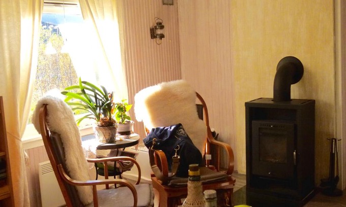 Ersfjordbotn House | Ersfjord Mountain Cottage