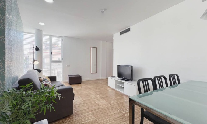 Diagonal Mar i el Front Maritim del Poblenou Apartment | 116 m² Apartment ∙ 2 bedrooms ∙ 6 guests