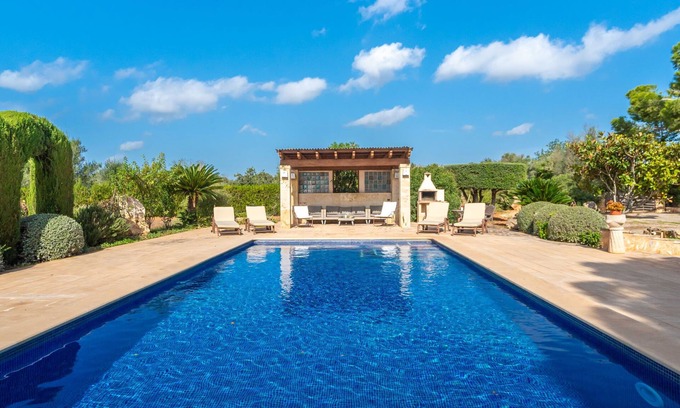 Porreres House | Es Garrigo de Son Mora by Interhome