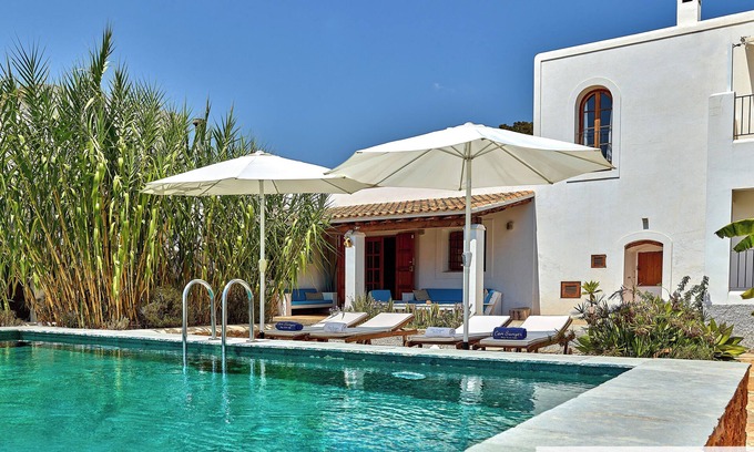 Sant Josep de sa Talaia Cottage | Villa Can Sunyer, rustic house in Ibiza