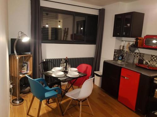Saint-Honore - Jeanne d'Arc Apartment | Escapade Amiens - Two-Bedroom Apartment