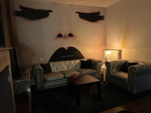 Ploermel House | Escapade Coquine