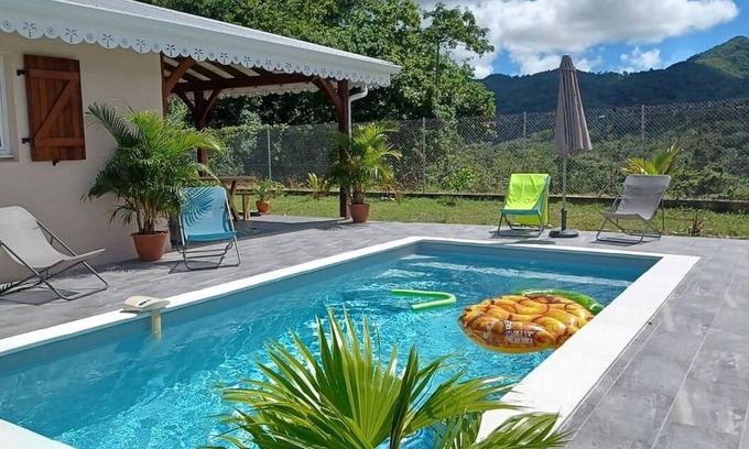 Trois-Ilets Villa | Escapade Inoubliable sur Lile aux Fleurs : Découvrez Villa Kamarev