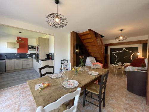 Saligny-sur-Roudon House | Escapade Nature avec Confort : Gîte 5 Pers., Terrasse, Activités Plein Air, Draps Fournis - FR-1-489-461