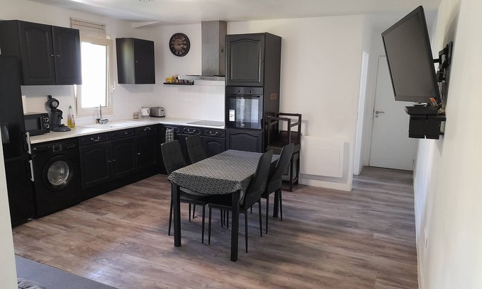 Aulnay-sous-Bois House | Escapade Parisienne