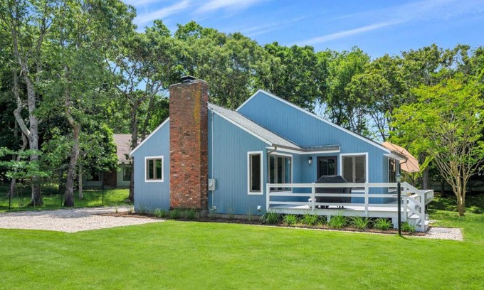 Lion Head Beach House | Escape by Gardiners Bay