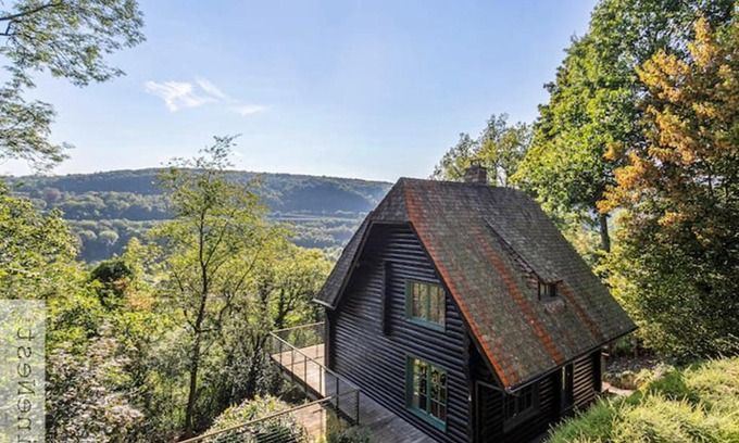 Tilff Ski Chalet | Escape Chalet