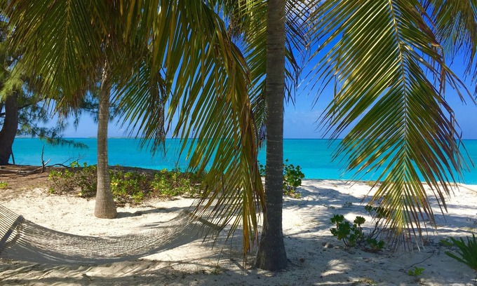 Great Exuma House | Escape to Paradise On Tar Bay, 2 person Kayak and 2 Paddle Boards included!