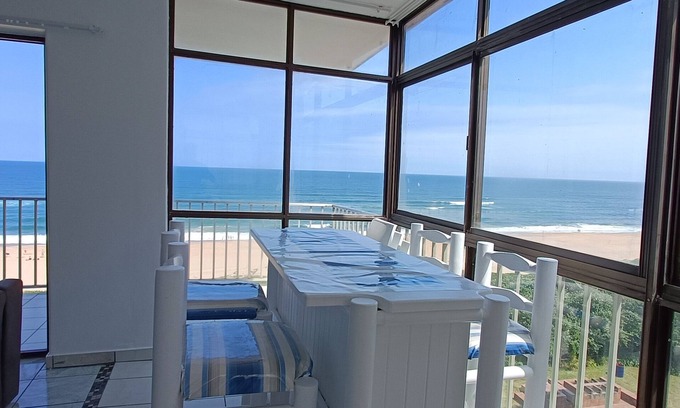 Amanzimtoti Apartment | Escape to Paradise at in Amanzimtoti