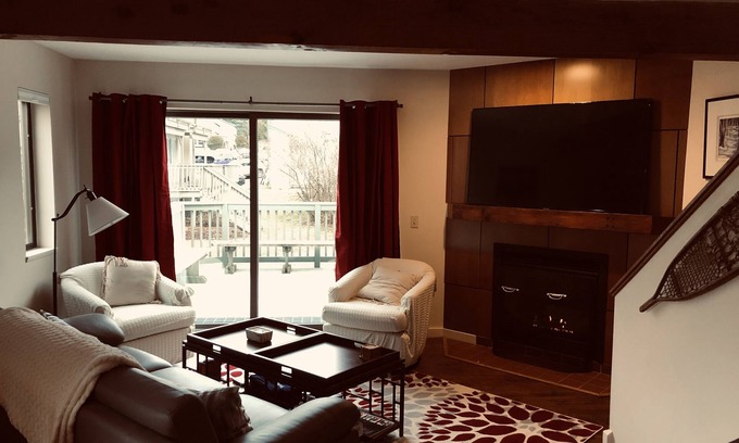 Jeffersonville Condo | Escape to Smugglers' Notch