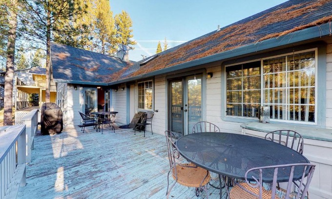 Groveland House | Escape to Yosemite