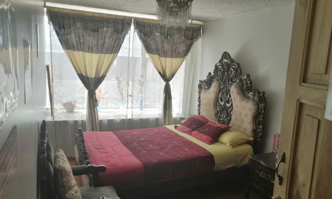 Quito Historic Center Apartment | Escocie Quito Colonial