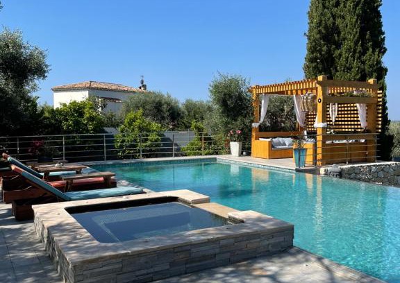 Saint-Roman Bed & Breakfast | Escondida