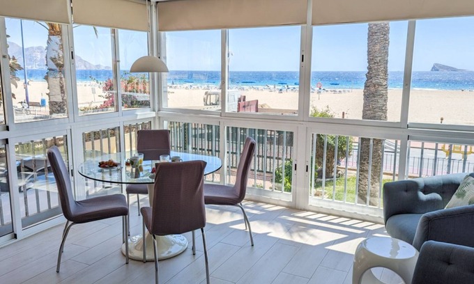 Cala Apartment | ESMERALDA sea front apartment