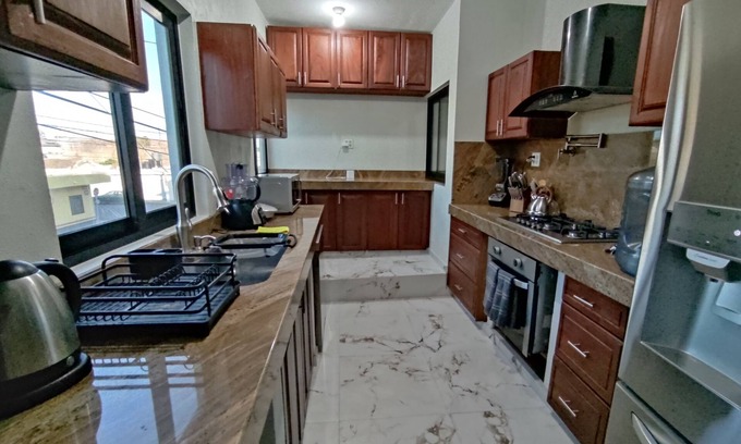 Colima Apartment | Espacioso Departamento en el Corazón de Colima Para Descanso o Trabajo