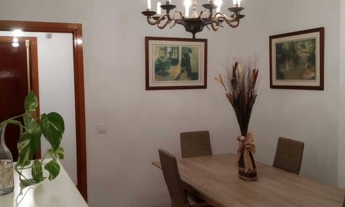 Leon XIII-Los Naranjos Apartment | Espacioso Piso con Terraza en la Macarena
