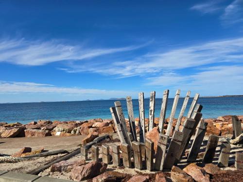 Esperance House | Esperance Break Away