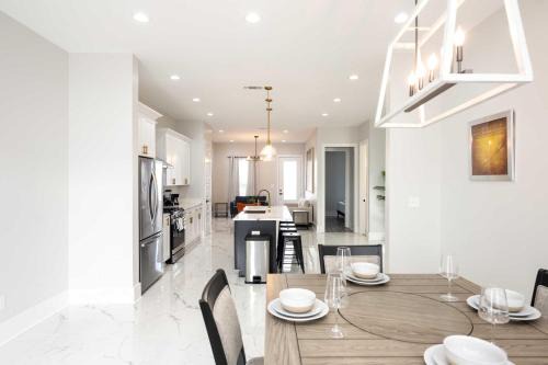 Seventh Ward Apartment | Esplanade Magic 3