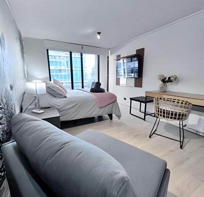 Las Condes Apartment | Estudio chic al costado CLC