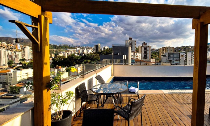 Coracao de Jesus Hotel | eSuites Virginia Luxemburgo BH