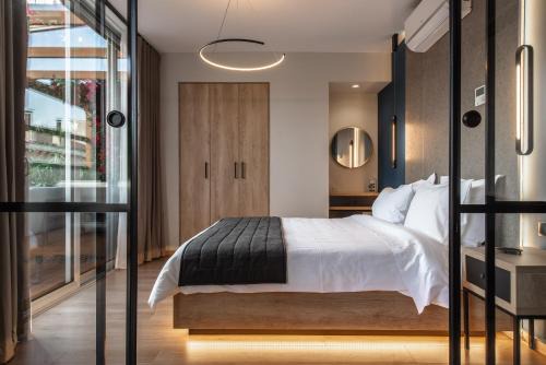 Athens City Centre Apartment | Ethereal Athεns