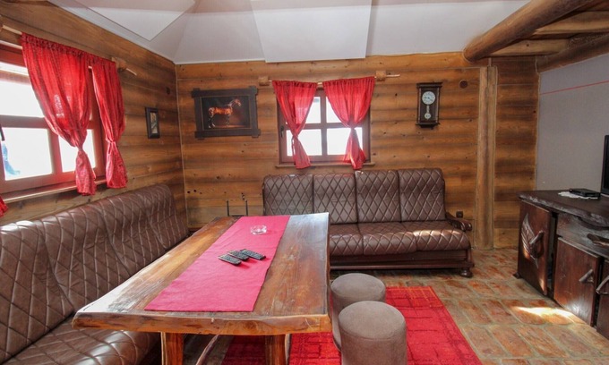 Pale Apartment | Ethno Village Dolina Mira - Two Bedroom Holiday Home (Trebević)