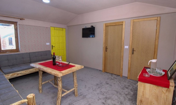 Pale Apartment | Ethno Village Dolina Mira - One Bedroom Holiday Home (Neretva)