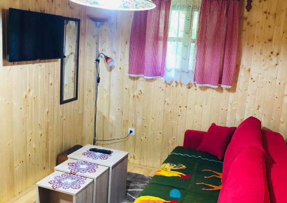 Gornji Milanovac Apartment | Etno domacinstvo Stankovic apartman br 2