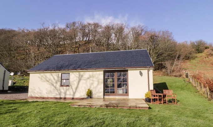 Rothesay House | Ettrick Cottage
