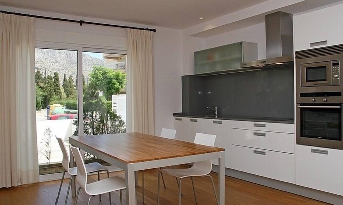 Puerto de Pollensa Apartment | ETVPL/14501 Ground Floor Apartment in Puerto Pollensa, all amenities close by