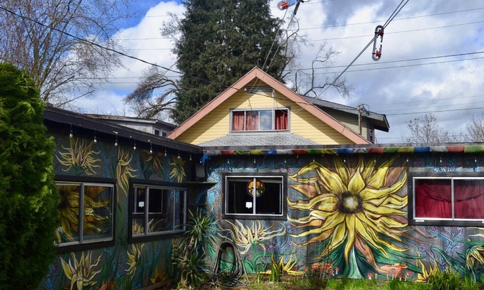 Whiteaker Hostel | Eugene Lodge And International Hostel