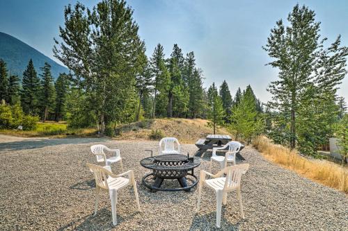Eureka House | Eureka Tiny Home with Hot Tub and Community Beach!