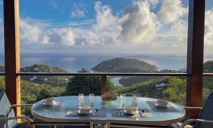 Monte House | Eureka Villa -Stunning Views in Paradise 2BR/2.5BA