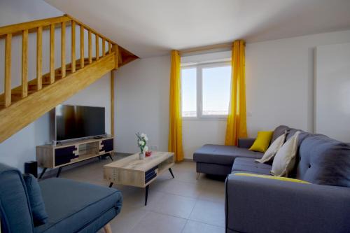 Les Crottes Apartment | EUROMED 2 SO BLUE