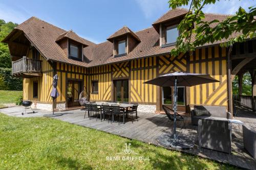 Equemauville Villa | Eva Home - Magnificent villa with Garden - Honfleur 10 Pax