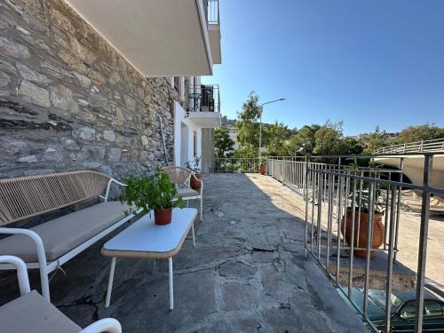 Karpenisi Apartment | Evdilos blue serenity