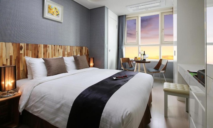 Sinchon-dong Apartment | Ever8 Serviced Residence